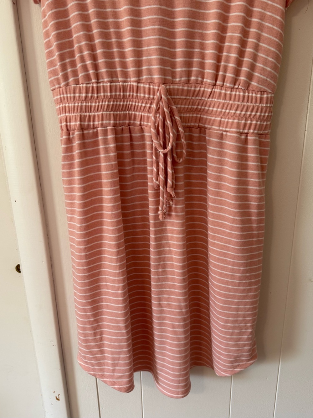 Gilli Pink and White Striped Short Sleeve Drawstring Waist Dress - Picture 4 of 8